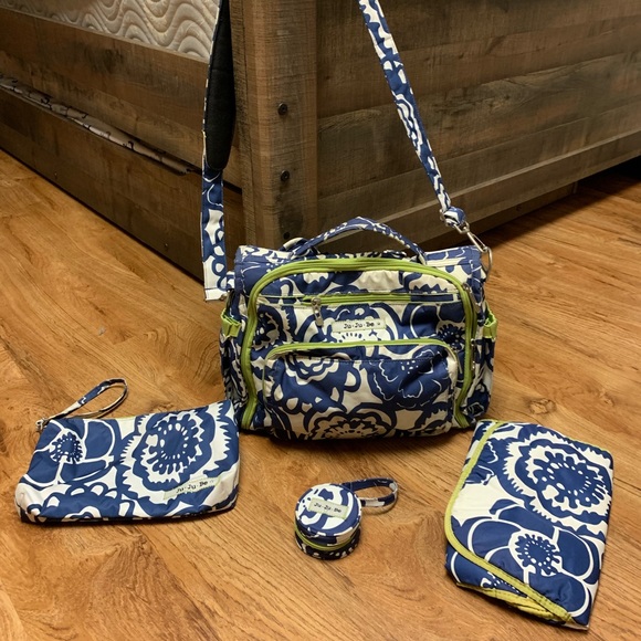 JuJuBe Cobalt Blossom BFF diaper bag - Picture 1 of 3